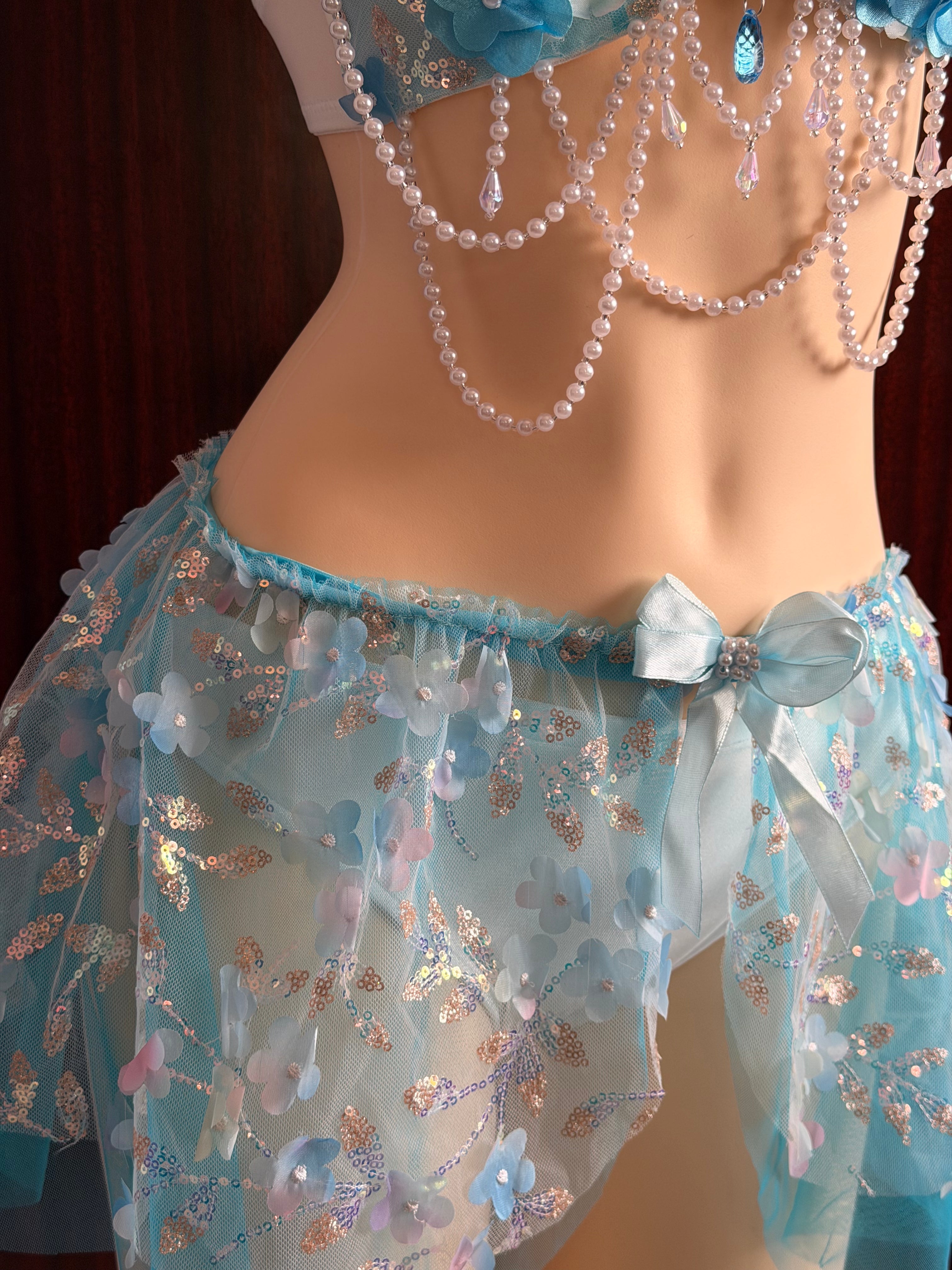 (Preorder) Moonpetal Frosty Three-Piece Set (EXCLUSIVE)